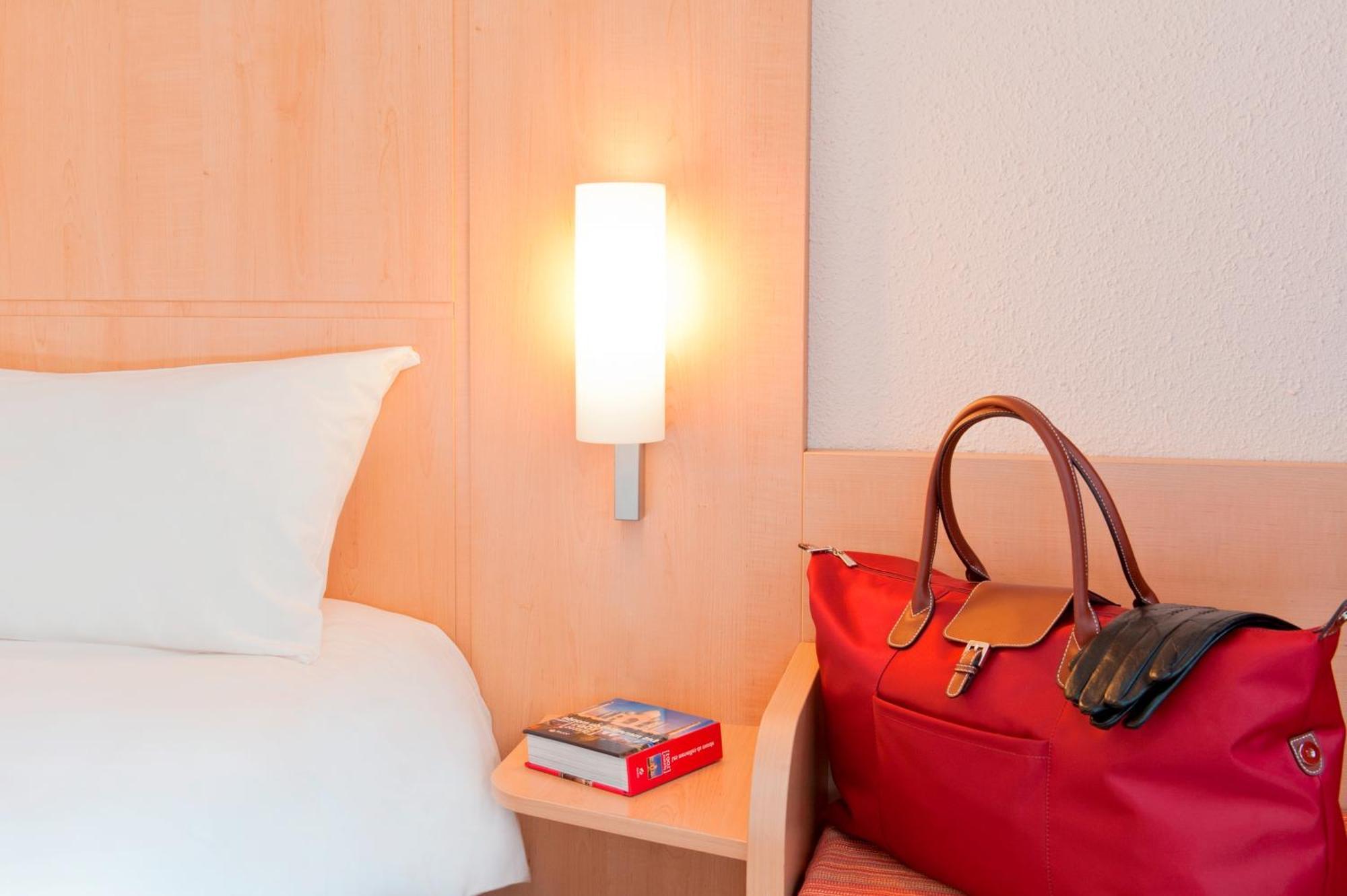 Hotel Ibis Lille Centre Gares Zimmer foto