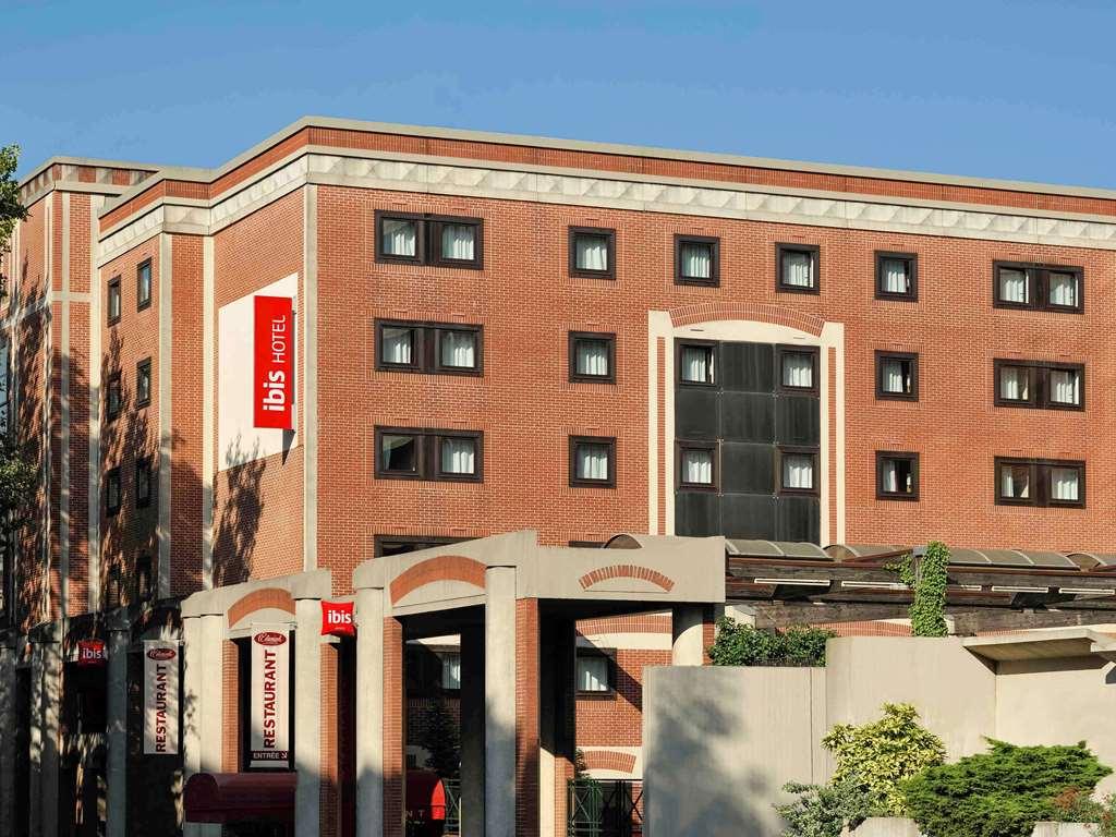 Hotel Ibis Lille Centre Gares Exterior foto